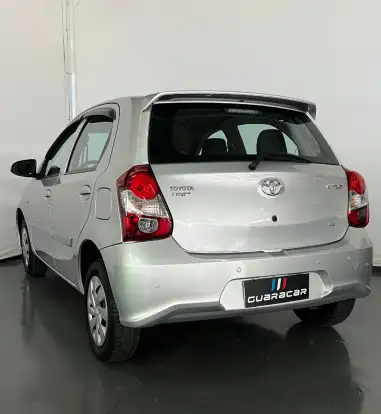 TOYOTA-ETIOS-2019