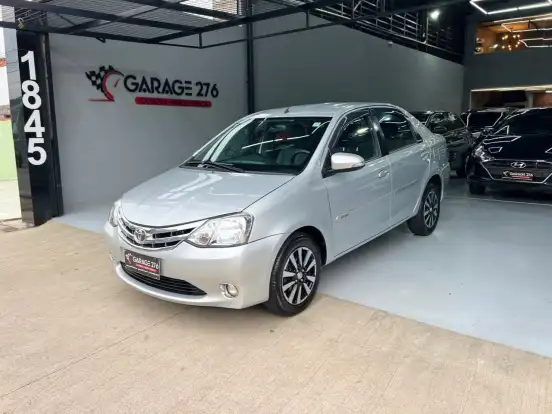 TOYOTA-ETIOS-1.5 PLATINUM SEDAN 16V FLEX 4P MANUAL TOYOTA-ETIOS-2014