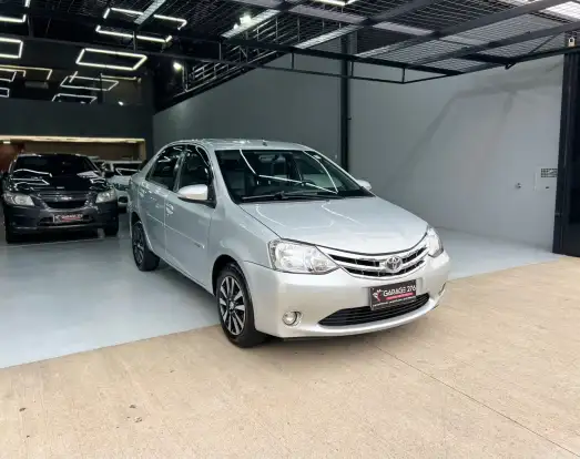 TOYOTA-ETIOS-2014