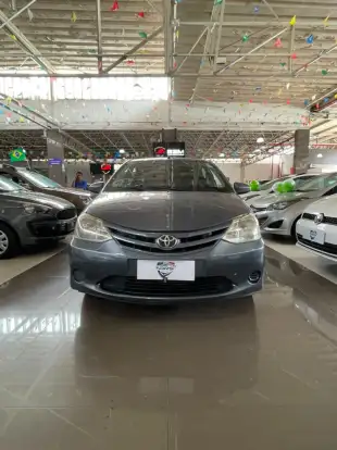 TOYOTA-ETIOS-2014
