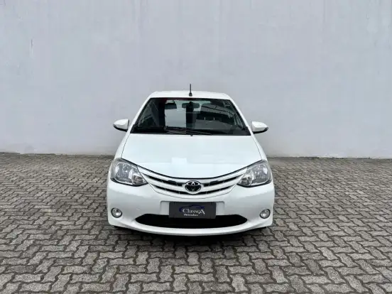 TOYOTA-ETIOS-1.5 XLS 16V FLEX 4P AUTOMÁTICO TOYOTA-ETIOS-2016