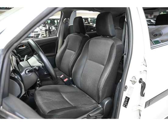 TOYOTA-ETIOS-2018