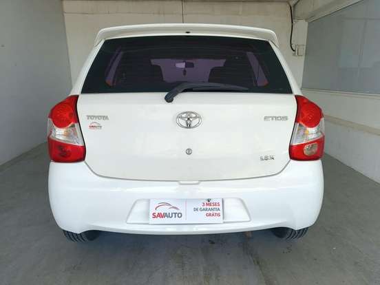 TOYOTA-ETIOS-1.3 X 16V FLEX 4P MANUAL TOYOTA-ETIOS-2014