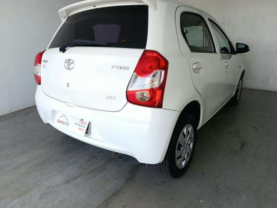 TOYOTA-ETIOS-1.3 X 16V FLEX 4P MANUAL TOYOTA-ETIOS-2014