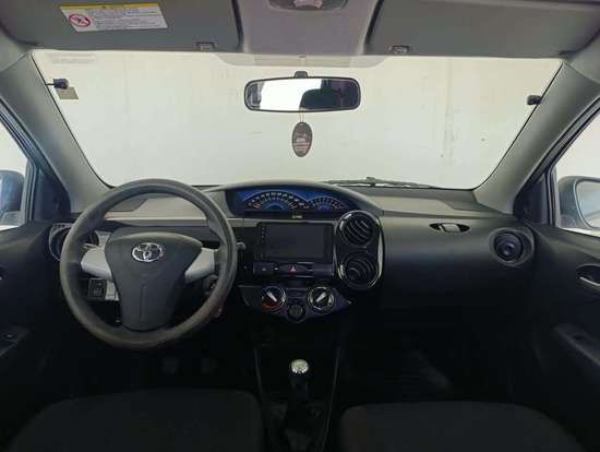 TOYOTA-ETIOS-2014