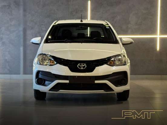 TOYOTA-ETIOS-2020
