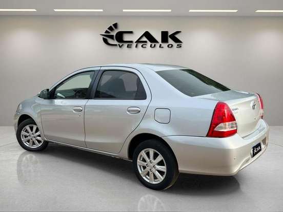 TOYOTA-ETIOS-1.5 X PLUS SEDAN 16V FLEX 4P MANUAL TOYOTA-ETIOS-2019
