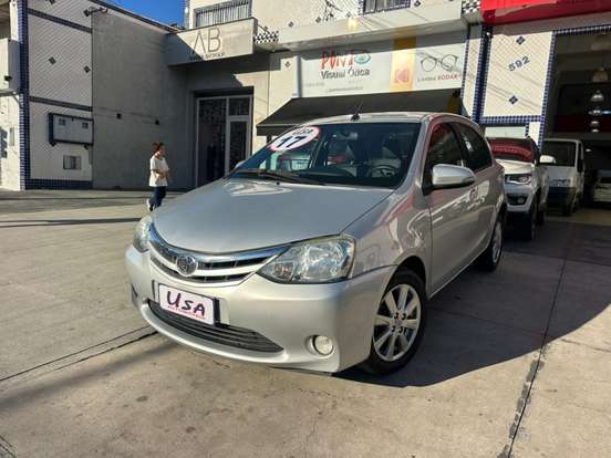 TOYOTA-ETIOS-2016