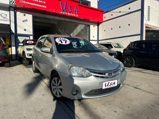 TOYOTA-ETIOS-2016