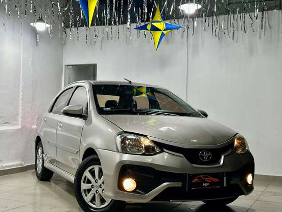 TOYOTA-ETIOS-2017