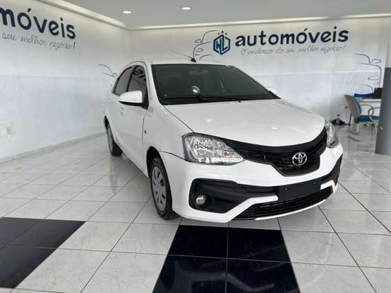 TOYOTA-ETIOS-1.5 XS SEDAN 16V FLEX 4P AUTOMÁTICO TOYOTA-ETIOS-2017