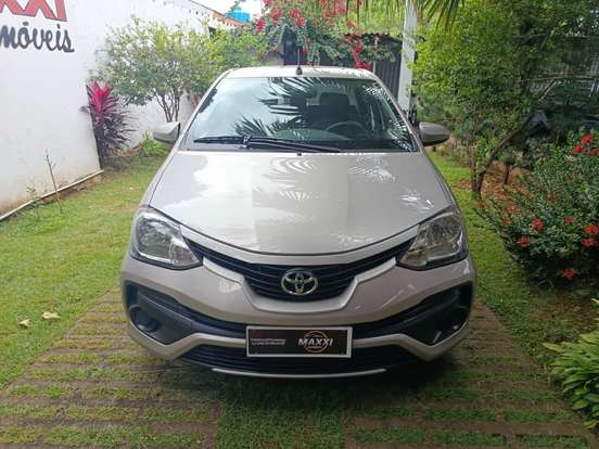 TOYOTA-ETIOS-2017