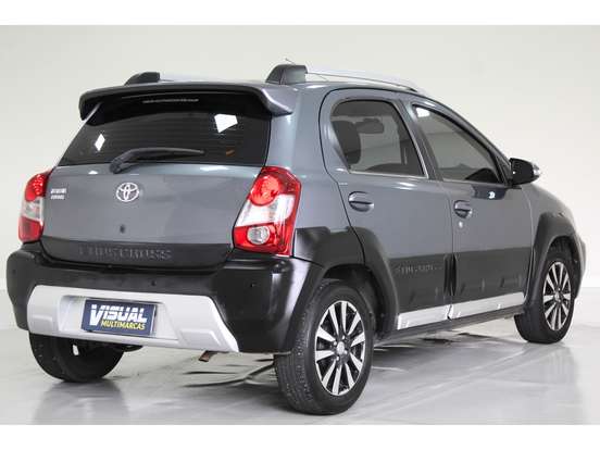 TOYOTA-ETIOS CROSS-2014