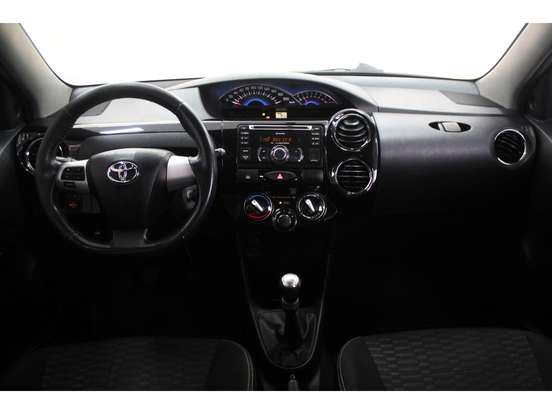 TOYOTA-ETIOS CROSS-2014