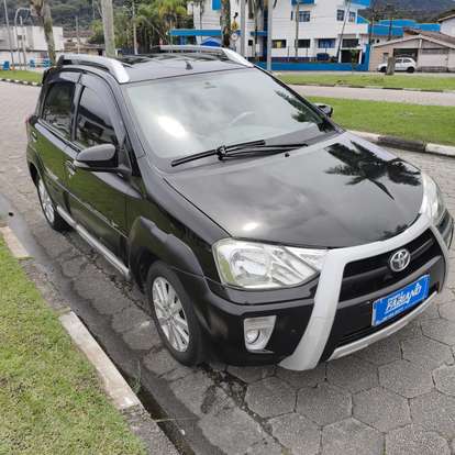 TOYOTA-ETIOS CROSS-2014