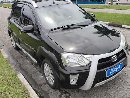 TOYOTA-ETIOS CROSS-1.5 16V FLEX 4P MANUAL TOYOTA-ETIOS CROSS-2014