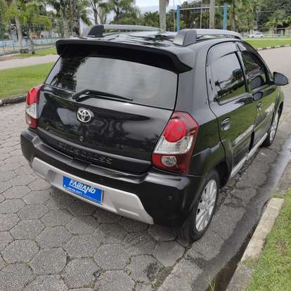 TOYOTA-ETIOS CROSS-1.5 16V FLEX 4P MANUAL TOYOTA-ETIOS CROSS-2014