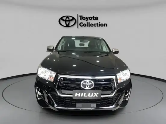 TOYOTA-HILUX-2025
