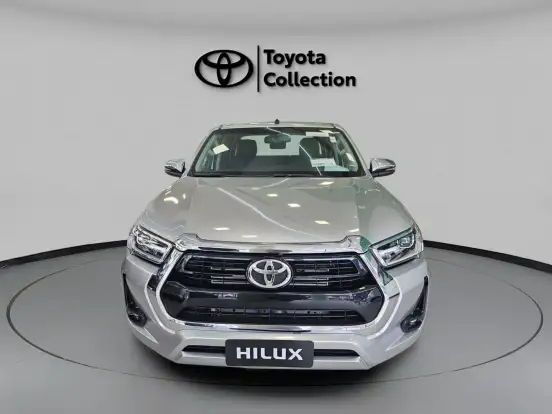 TOYOTA-HILUX-2025