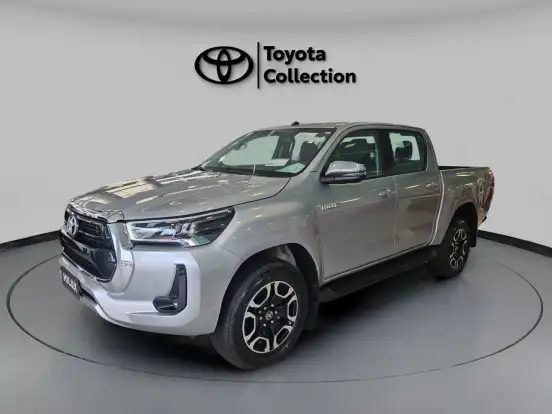 TOYOTA-HILUX-2025