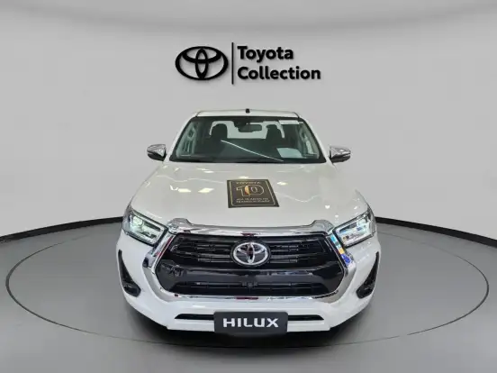 TOYOTA-HILUX-2025
