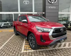 TOYOTA HILUX 2.8 D-4D TURBO DIESEL CD SRX 4X4 AUTOMÁTICO TOYOTA HILUX 2.8 D-4D TURBO DIESEL CD SRX 4X4 AUTOMÁTICO