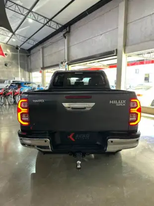 TOYOTA-HILUX-2.8 D-4D TURBO DIESEL CD SRX 4X4 AUTOMÁTICO TOYOTA-HILUX-2022