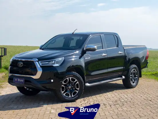 TOYOTA-HILUX-2.8 D-4D TURBO DIESEL CD SRX 4X4 AUTOMÁTICO TOYOTA-HILUX-2021