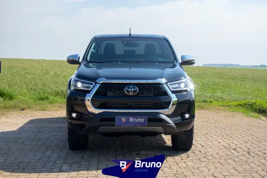 TOYOTA-HILUX-2021