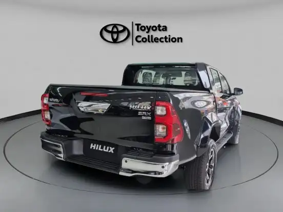 TOYOTA-HILUX-2.8 D-4D TURBO DIESEL CD SRX PLUS 4X4 AUTOMÁTICO TOYOTA-HILUX-2025