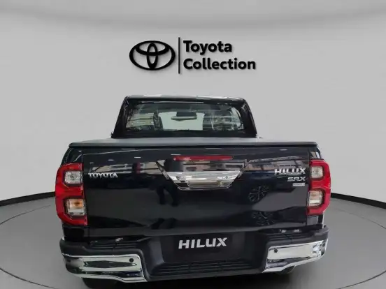 TOYOTA-HILUX-2.8 D-4D TURBO DIESEL CD SRX PLUS 4X4 AUTOMÁTICO TOYOTA-HILUX-2025