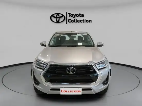 TOYOTA-HILUX-2.8 D-4D TURBO DIESEL CD SRX PLUS 4X4 AUTOMÁTICO TOYOTA-HILUX-2025