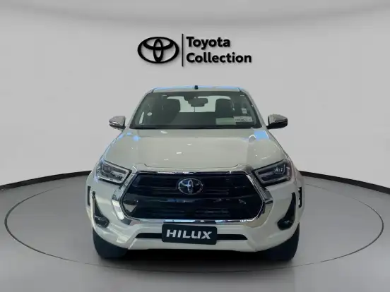 TOYOTA-HILUX-2025