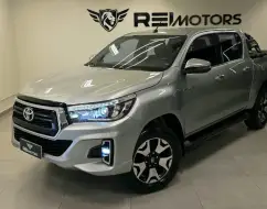 TOYOTA HILUX 2.8 SRX 4X4 CD 16V DIESEL 4P AUTOMÁTICO TOYOTA HILUX 2.8 SRX 4X4 CD 16V DIESEL 4P AUTOMÁTICO