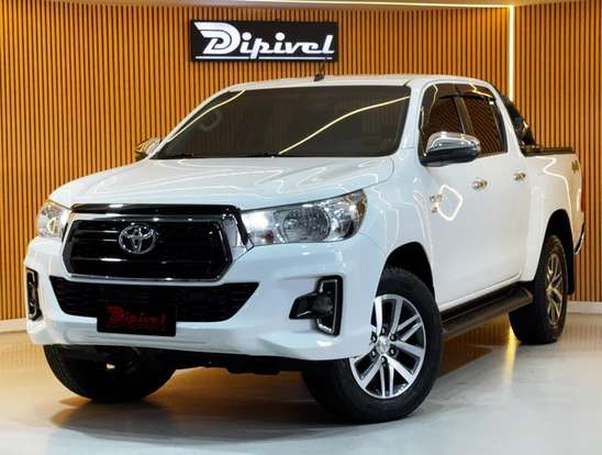 TOYOTA-HILUX-2019