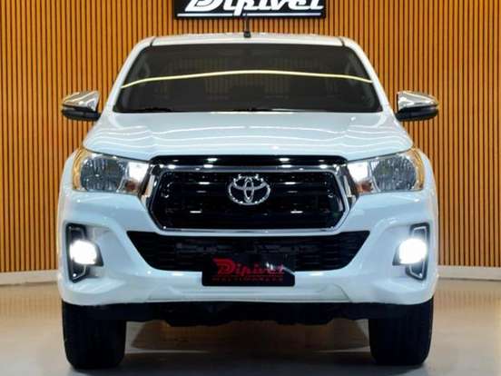 TOYOTA-HILUX-2.7 SRV 4X2 CD 16V FLEX 4P AUTOMÁTICO TOYOTA-HILUX-2019