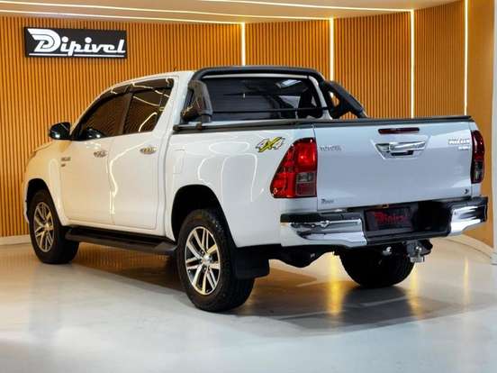 TOYOTA-HILUX-2.7 SRV 4X2 CD 16V FLEX 4P AUTOMÁTICO TOYOTA-HILUX-2019