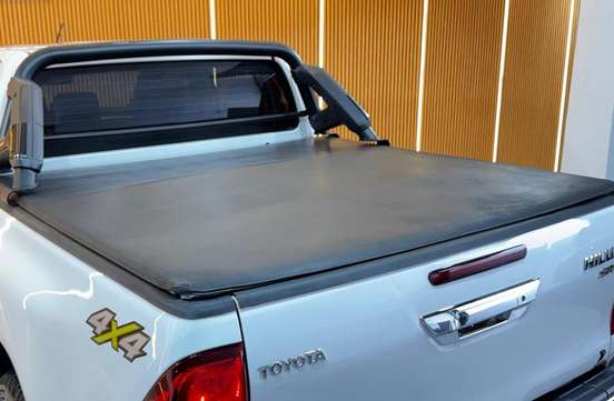 TOYOTA-HILUX-2019