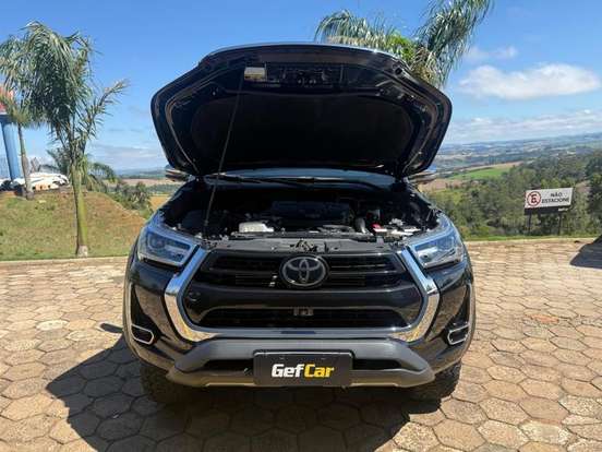 TOYOTA-HILUX-2.8 D-4D TURBO DIESEL CD CONQUEST 4X4 AUTOMÁTICO TOYOTA-HILUX-2023