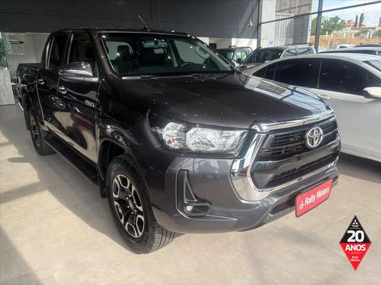 TOYOTA-HILUX-2.8 D-4D TURBO DIESEL CD SRV 4X4 AUTOMÁTICO TOYOTA-HILUX-2023