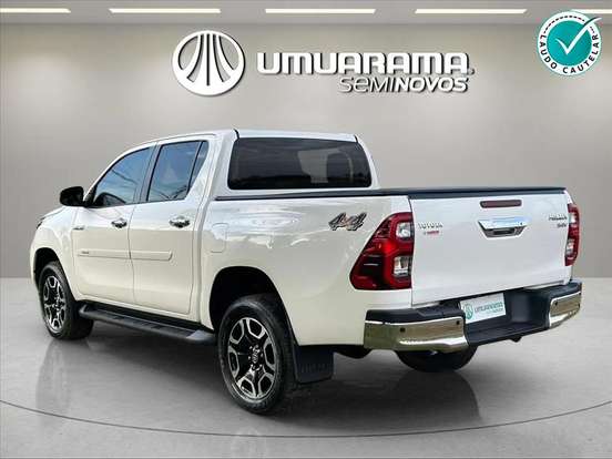 TOYOTA-HILUX-2.8 D-4D TURBO DIESEL CD SRV 4X4 AUTOMÁTICO TOYOTA-HILUX-2024