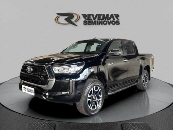 TOYOTA-HILUX-2023