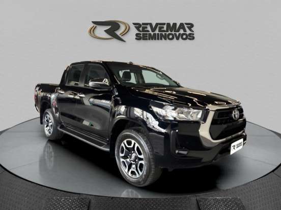 TOYOTA-HILUX-2.8 D-4D TURBO DIESEL CD SRV 4X4 AUTOMÁTICO TOYOTA-HILUX-2023