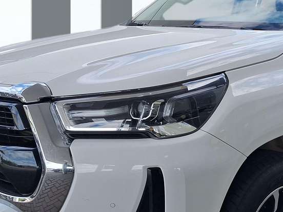 TOYOTA-HILUX-2025