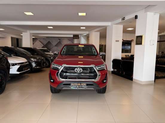 TOYOTA-HILUX-2.8 D-4D TURBO DIESEL CD SRV 4X4 AUTOMÁTICO TOYOTA-HILUX-2024