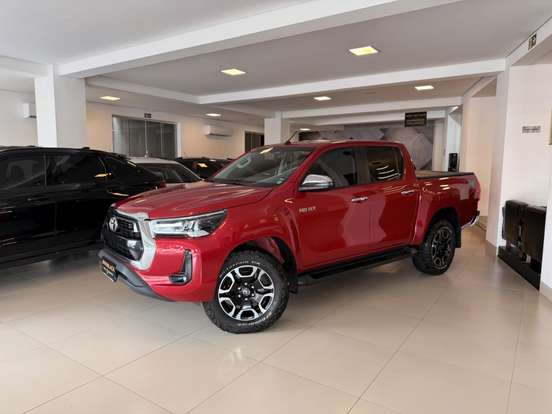 TOYOTA-HILUX-2024