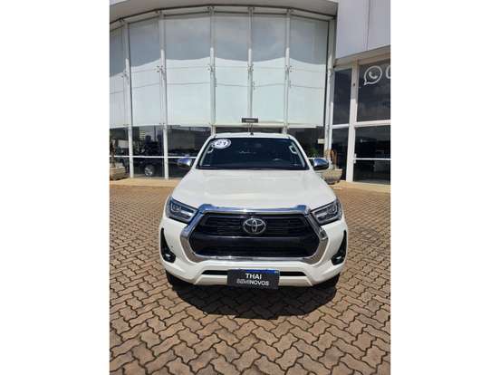 TOYOTA-HILUX-2020