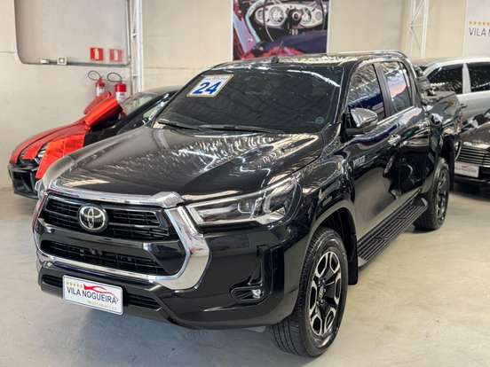 TOYOTA-HILUX-2.8 D-4D TURBO DIESEL CD SRX 4X4 AUTOMÁTICO TOYOTA-HILUX-2024