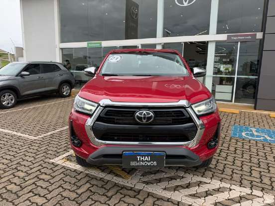 TOYOTA-HILUX-2021