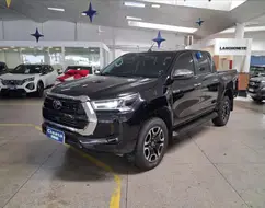 TOYOTA HILUX 2.8 D-4D TURBO DIESEL CD SRX 4X4 AUTOMÁTICO TOYOTA HILUX 2.8 D-4D TURBO DIESEL CD SRX 4X4 AUTOMÁTICO